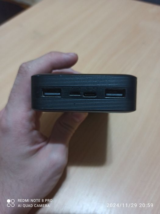 Poverbank 20.000 mAh.