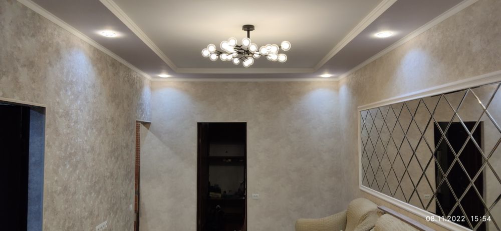 Поклейка обоев, другие работы Андрей