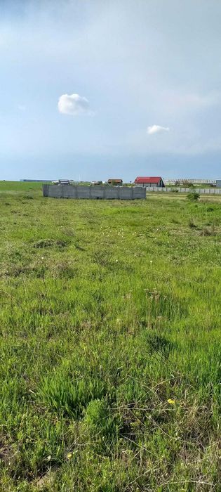 Vand teren intravilan in Cosoveni