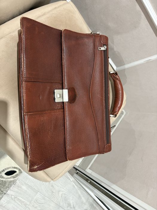 Портфель кожаный