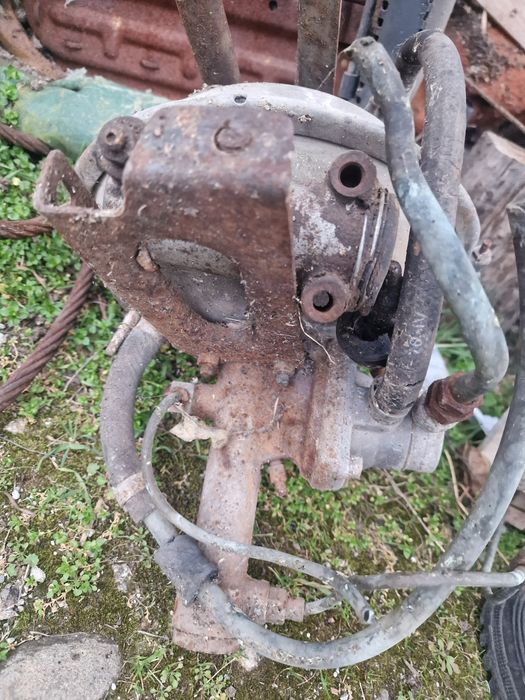 Авточасти за камион Зил и Газ 66