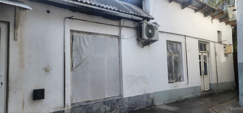 Uy sotiladi uy uzimizniki rieltorlar bezovta qimanglar iltimos