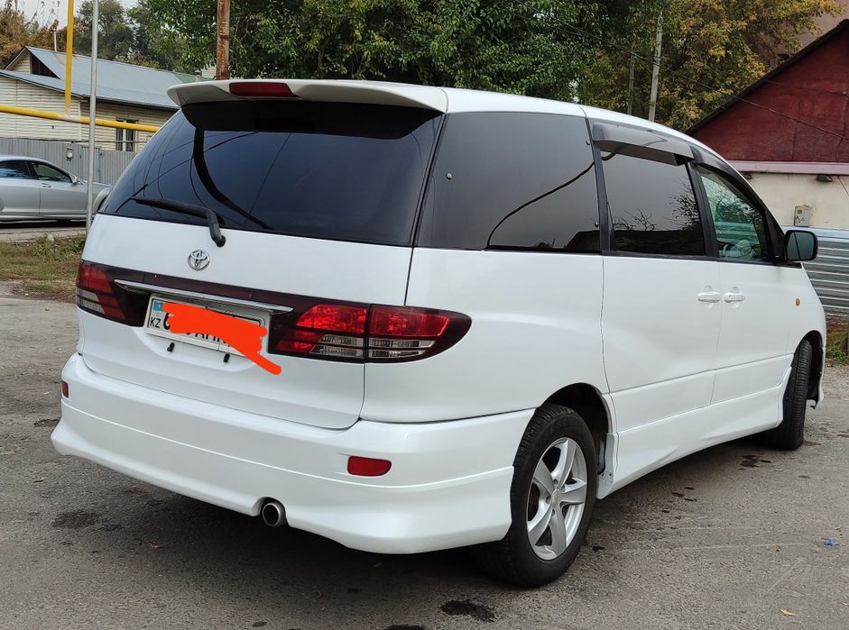 Toyota Estima продам