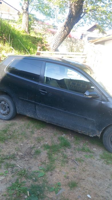 Vind wolwaghen polo an 2006 stare buna  acte la zi ofer fiscal  în ciprian porumbescu jud suceava