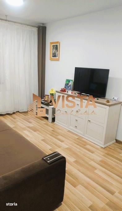 Garsoniera decomandata, ETAJ 1, mobilata si utilata. Zona Sanpetru Res — fotografia 1