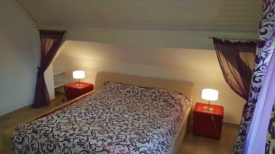 cabana/casa de vacanta, de inchiriat