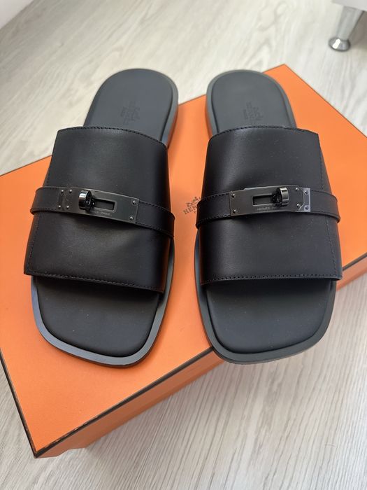 Papuci Hermes Barbati