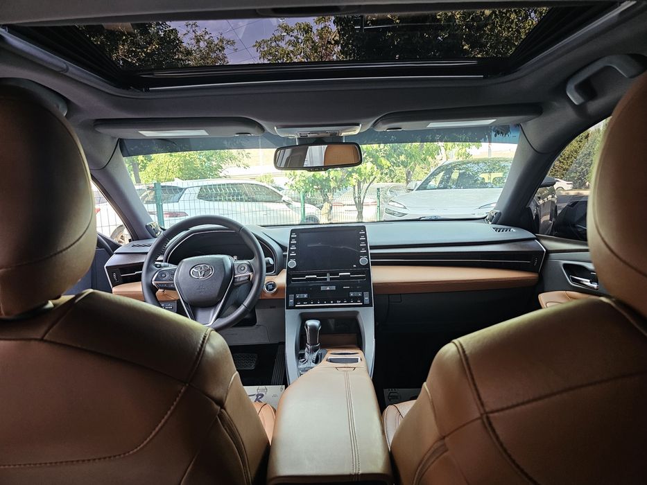 Toyota Avalon Limited 3.5l mator. Yili 2019. Yurgani 98000. Narxi