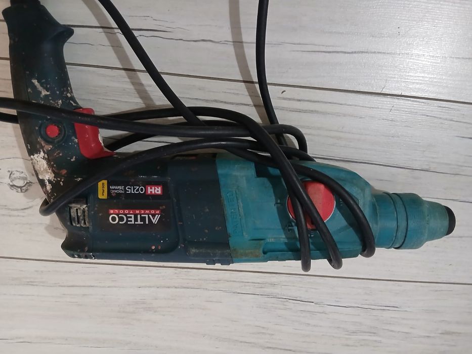 Продам перфораторы разные