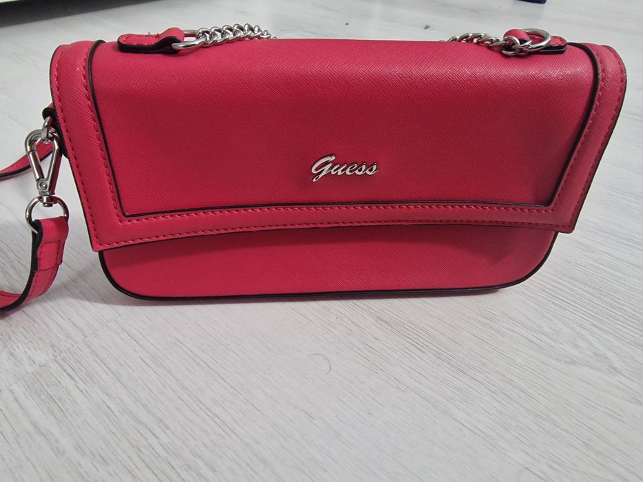 Poseta guess roz