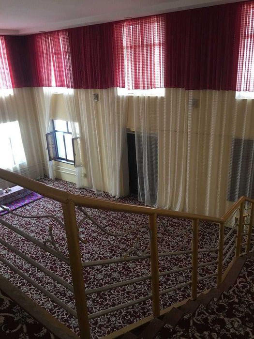 2 qavatli hovli sotiladi