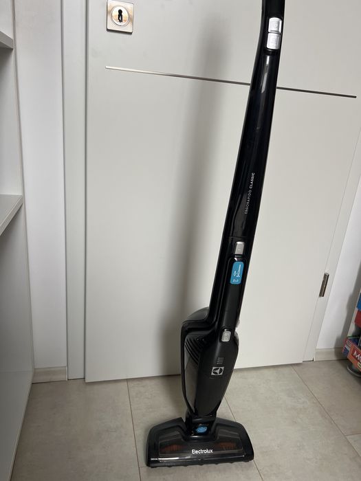 Aspirator vertical ELECTROLUX