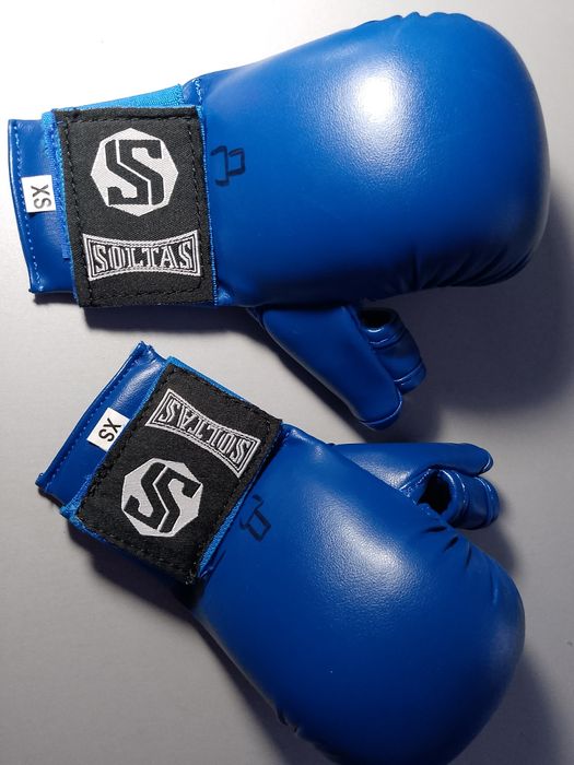 Перчатки для карате