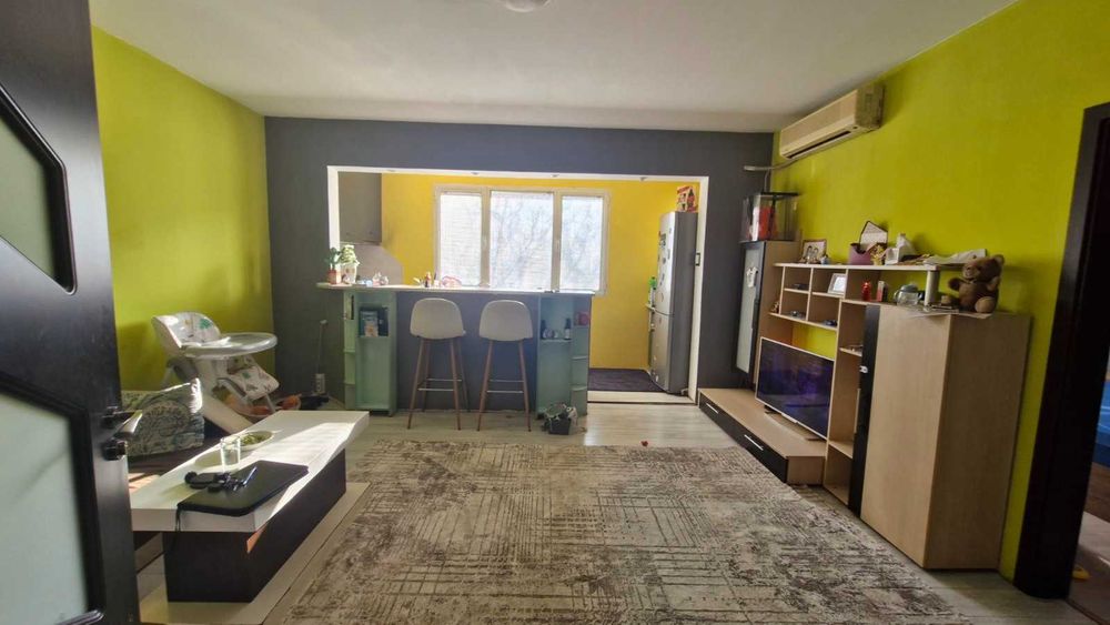 Продава се Двустаен апартамент в Пловдив, Кючук Париж - 67 кв.м за 1792 €/кв.м - Снимка #1