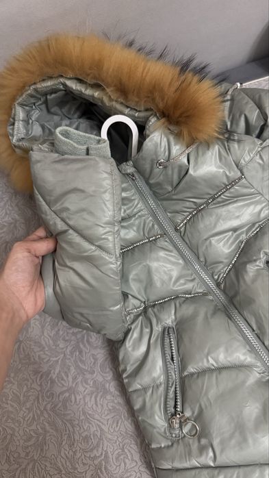 Детские зимние куртки продам
