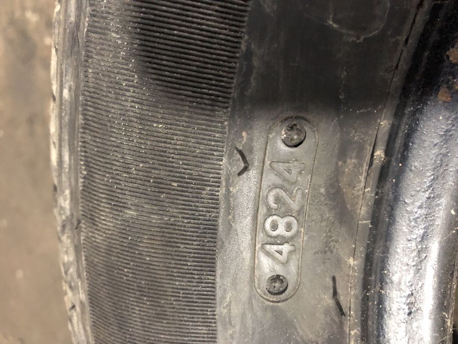 Продам лето комплект 185/65/14