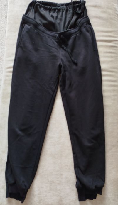 Продам брюки, джинсы, трико и юбку для беременных