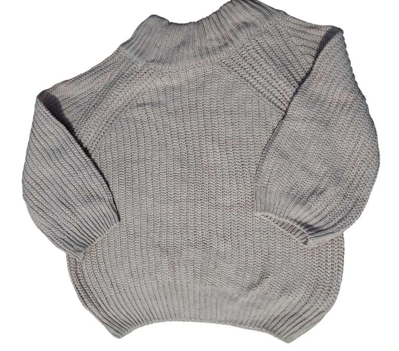 Распродажа кофточек, кардиганов