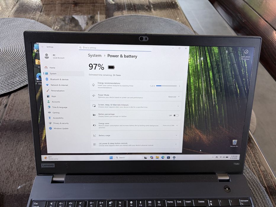 Vand laptop Lenovo T590