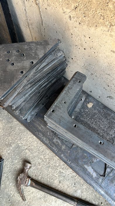 Металл ды Лазермен кесу