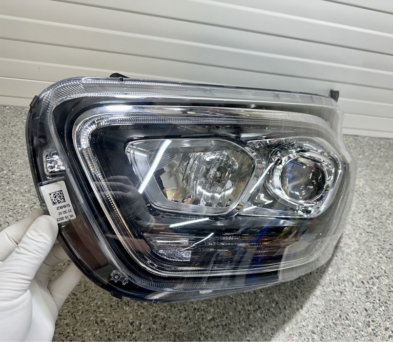 Far stanga Ford Transit Custom daylight led