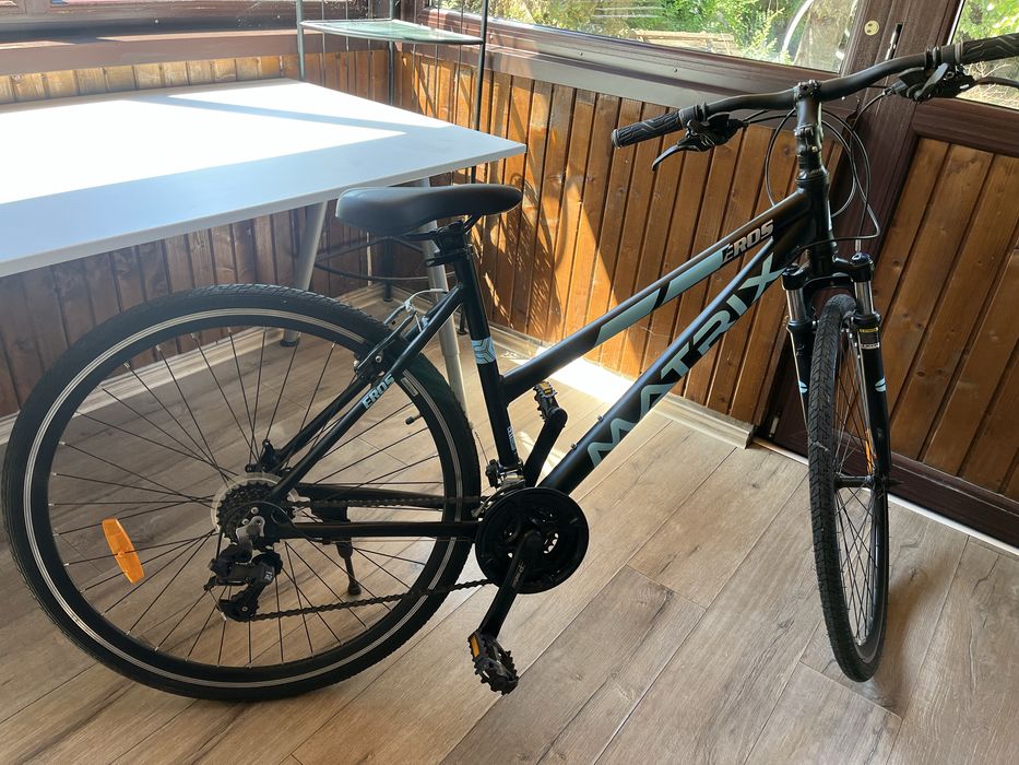 Bicicleta dama hibrid, munte, oras, 21 viteze Shimano, V-Brake