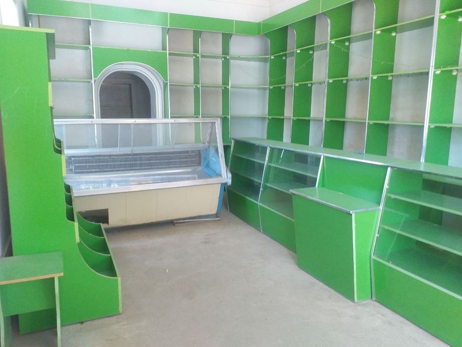 Magazin uchun maxsus mebel
