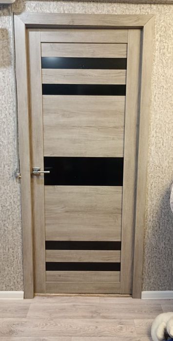 Продаётся дверь межкомнатная