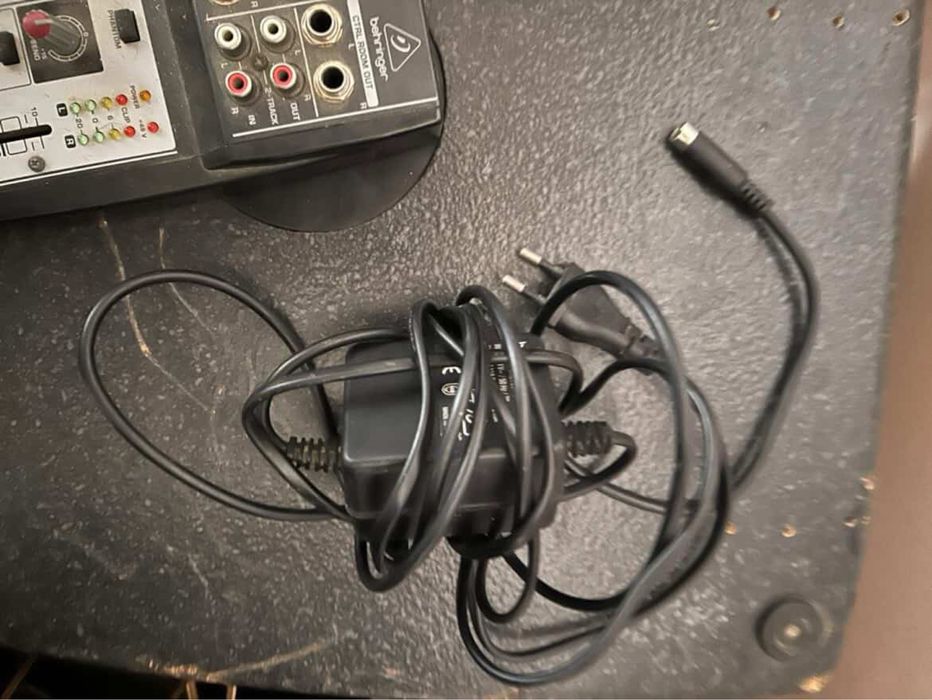 Se vand impreuna sau separat