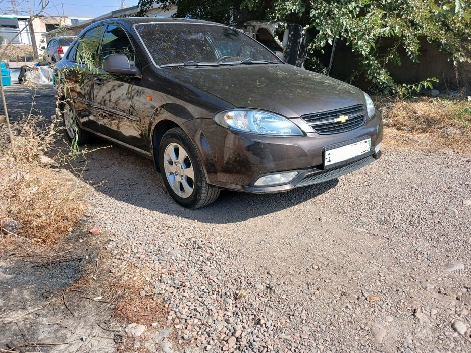 Chevrolet Gentra sotiladi.