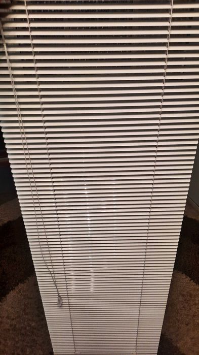 Продам жалюзи горизонтальные