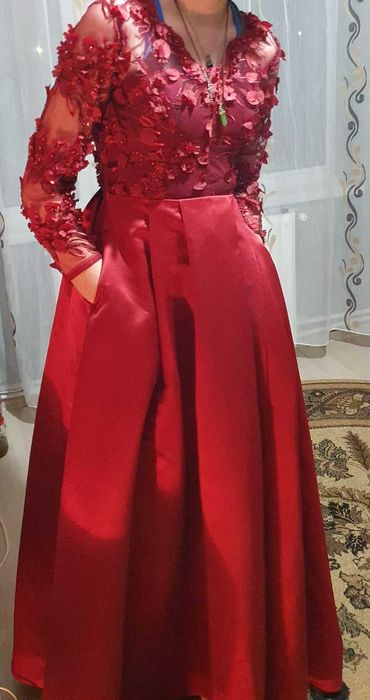 Rochie eleganta ocazii speciale
