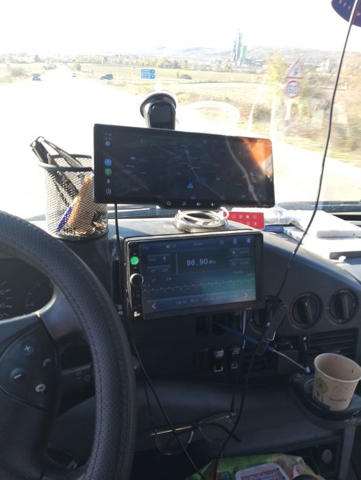 Продавам Мерцедес спринтер пътнически 2.9 веригата може и замяна