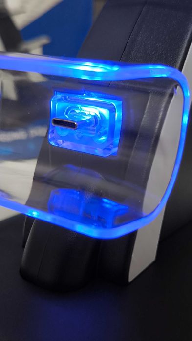 Зареждаща станция за  ps4 и ps5