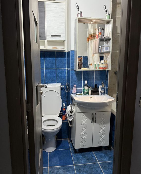 „Apartament 2 camere, mobilat și utilat, gata de locuit