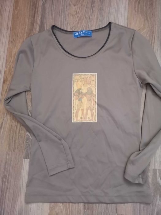 Блузи S размер - Доставка до СПИДИ АВТОМАТ 2,14€