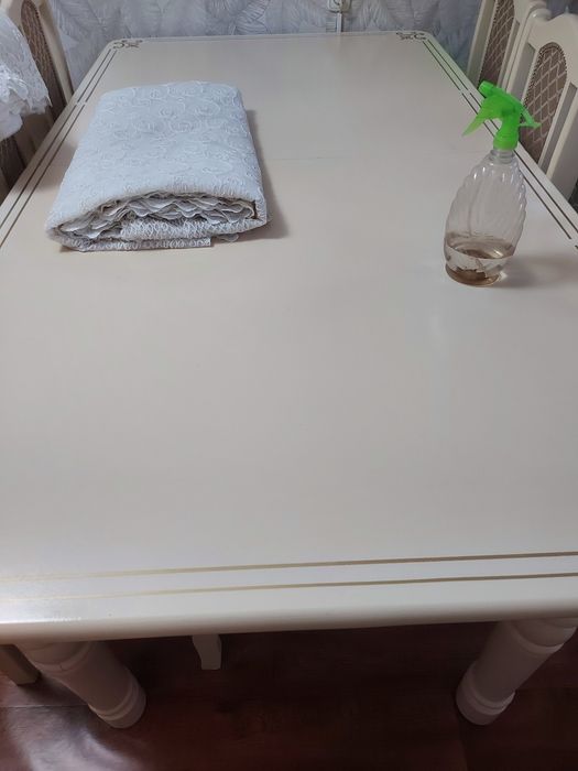 Продам стол в отличном состоянии!!