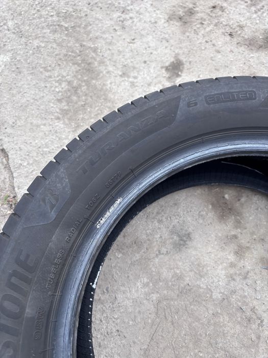 215/55/17 Goodyear 2 бр 2024 Bridgeston 2 бр