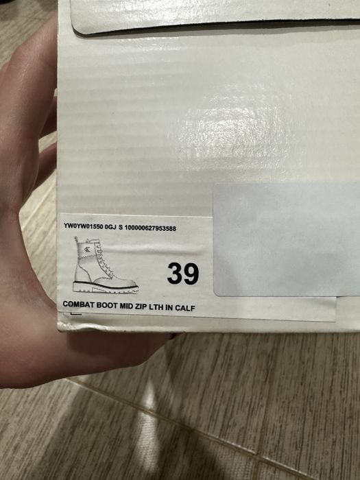 Оригинални Calvin Klein Jeans кожени боти