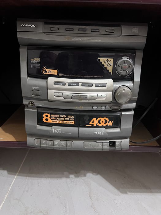 Продается музыкальный центр