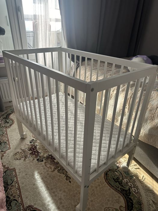 Продам кровать для новорожденных