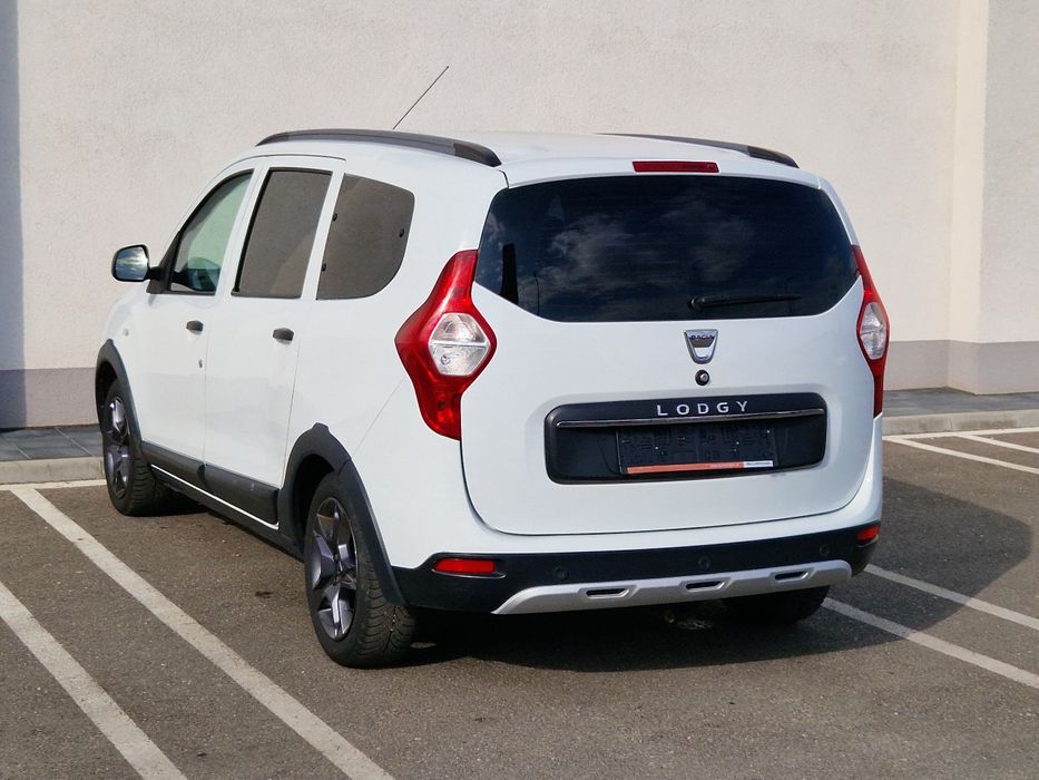 Dacia Lodgy Stepway Facelift 2017 1.5dci 110cp 6vit 7 Locuri navi