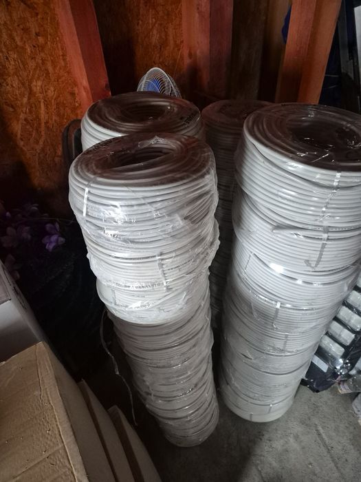 Cablu litat de 3 dimensiuni 3×2,5 300 lei 2×2,5 250 lei sau 3×1,5 220 lei
