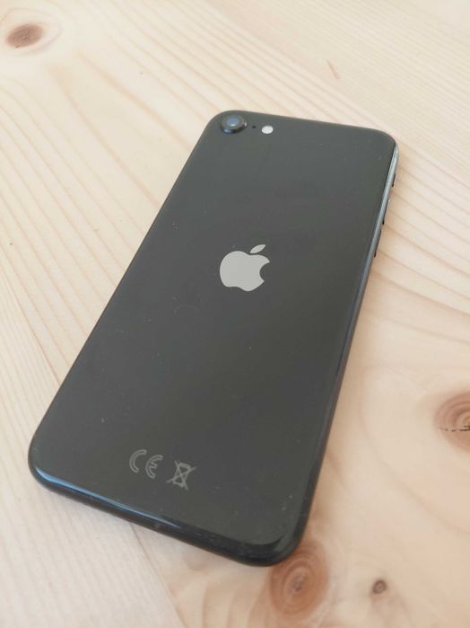 iPhone SE 128GB 2020 комплект