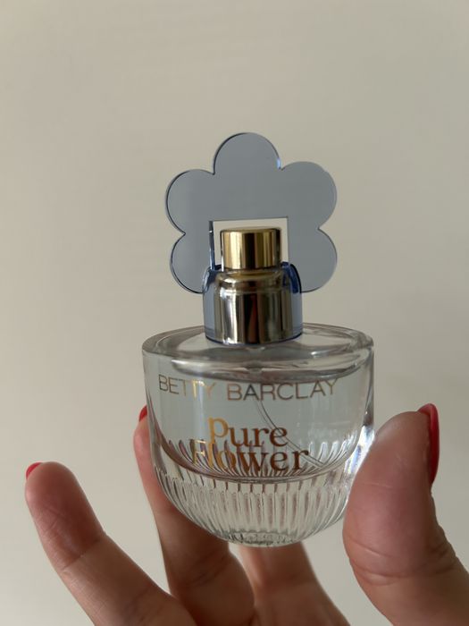 Чисто нов свеж парфюм Betti Barclay Pure Flower