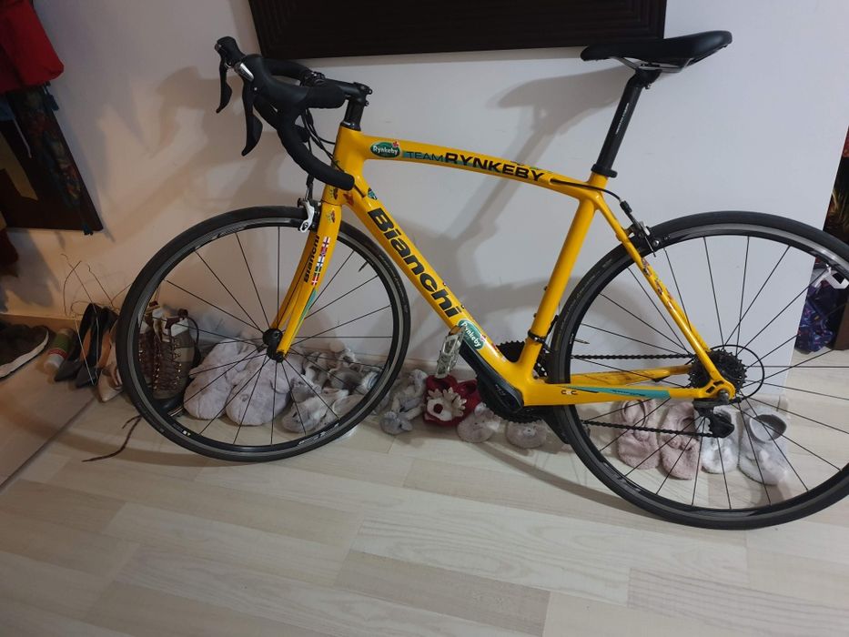 Cursiera bianchi ediție limitata