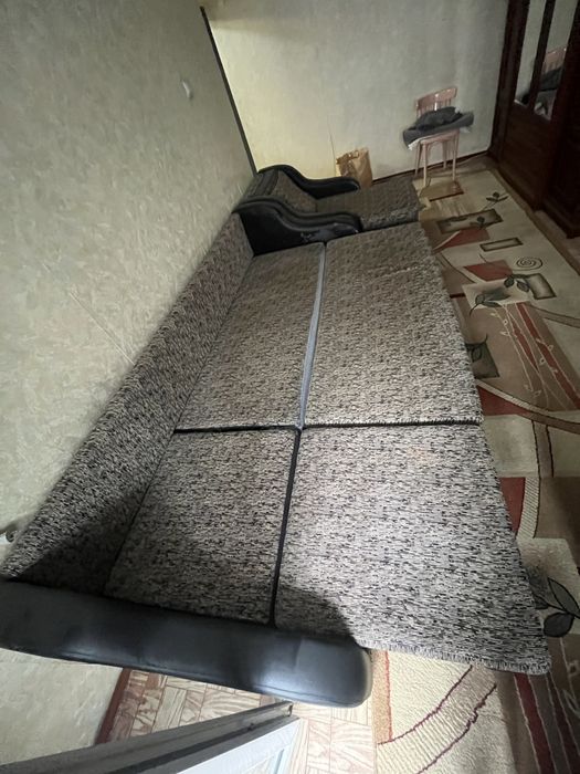Продам диван в хорошем состоянии