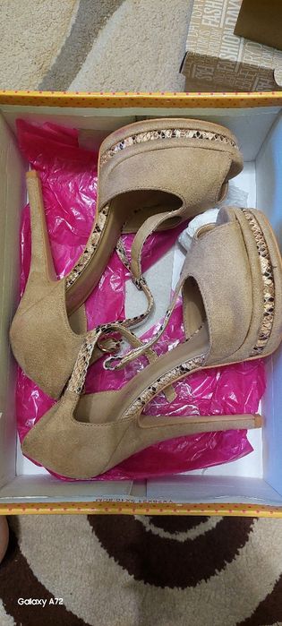 Sandale dama culoare maro