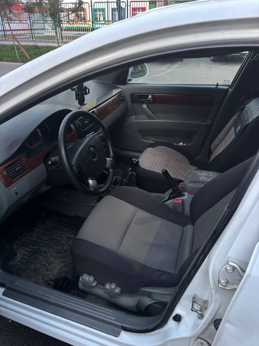 Chevrolet Lacetti 2012 года