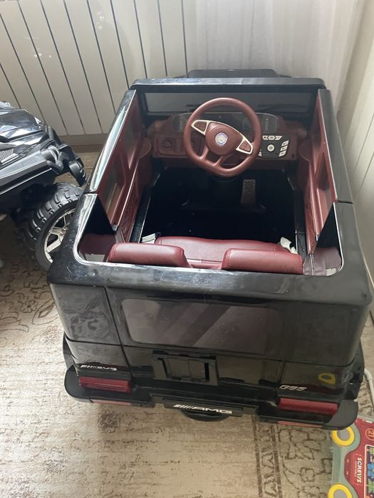 Продам 2 электромобиля